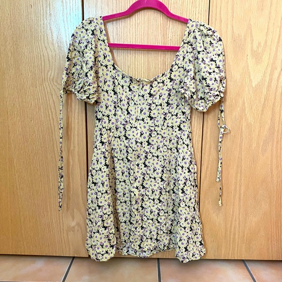 Motel Rocks Dress - Picture 2 of 3